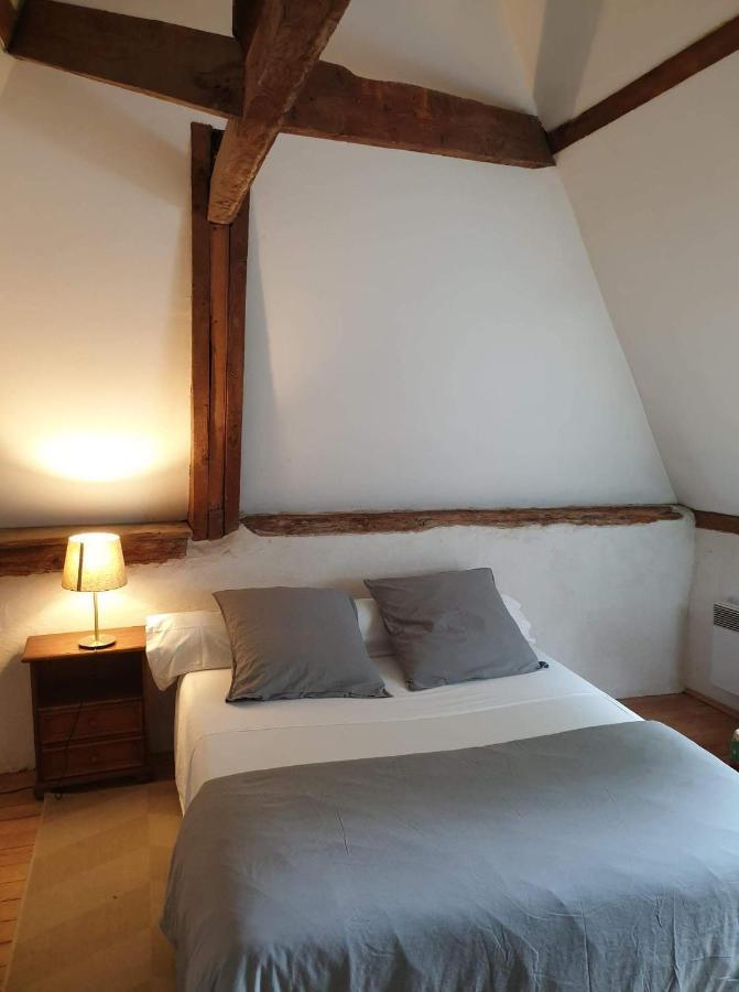 Aux Ecuries Du Signe Hotel Амбоаз Екстериор снимка