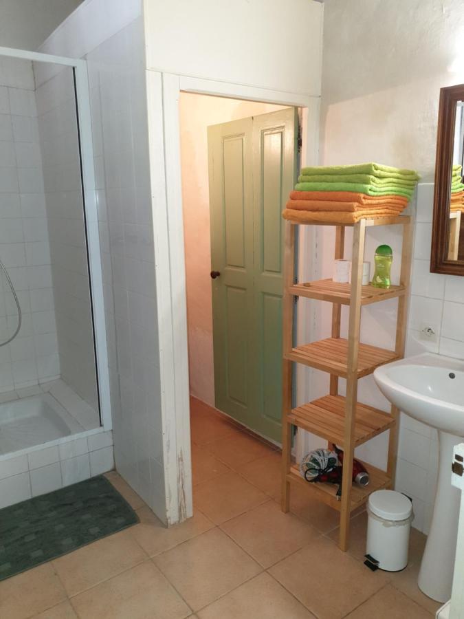Aux Ecuries Du Signe Hotel Амбоаз Екстериор снимка