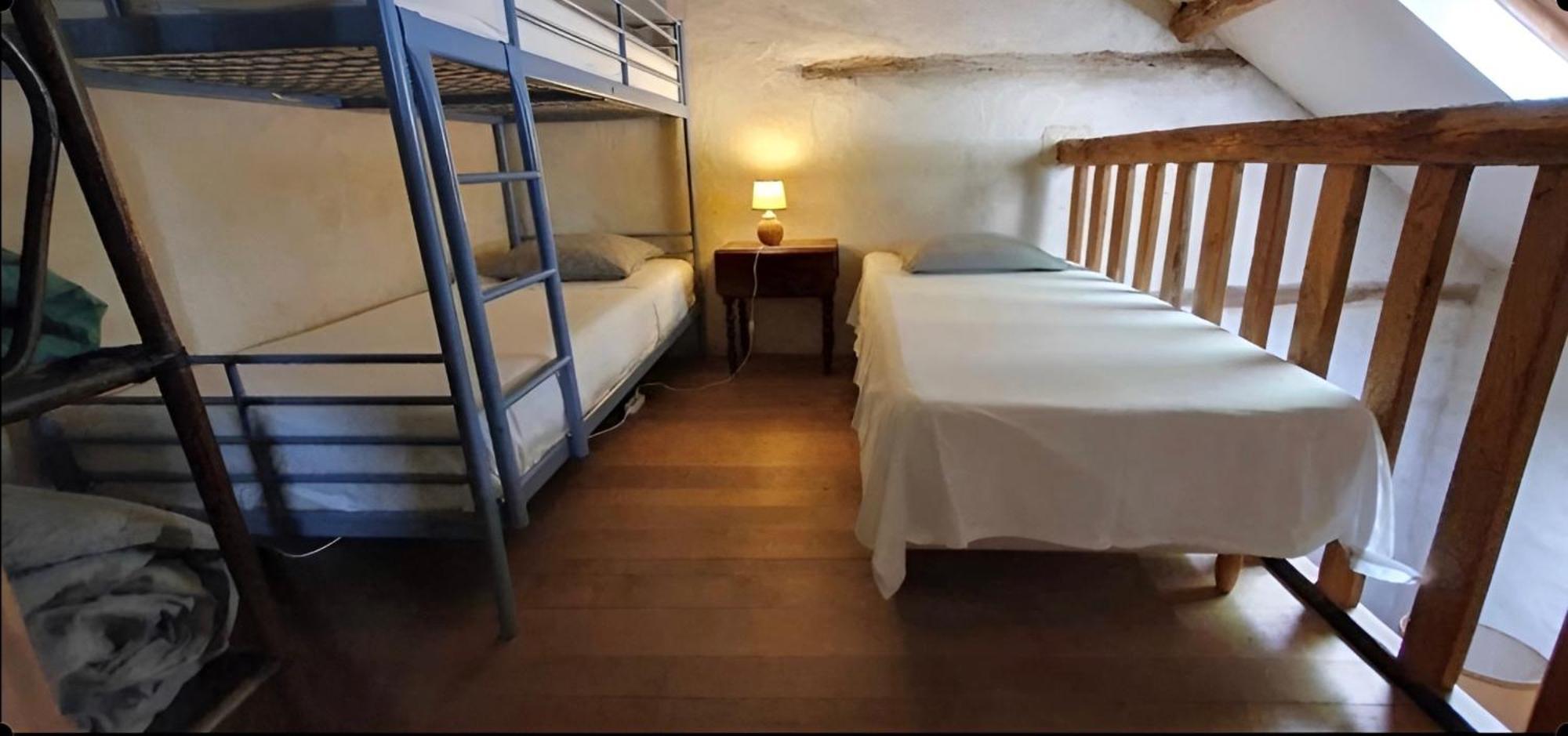 Aux Ecuries Du Signe Hotel Амбоаз Екстериор снимка